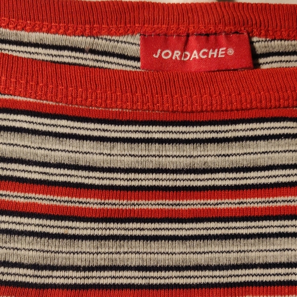 Slim red grey stripe crewneck sweater - Picture 9 of 9